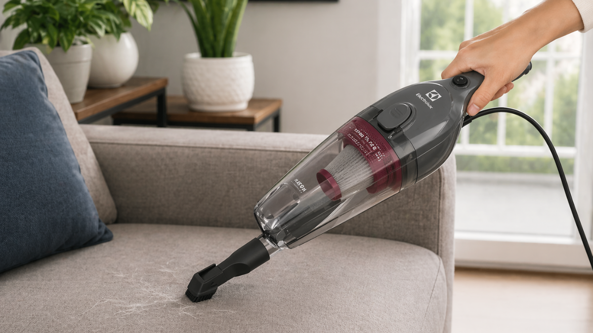 aspirador de pó vertical Electrolux STK15
